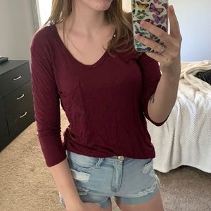 3/4 length maroon top